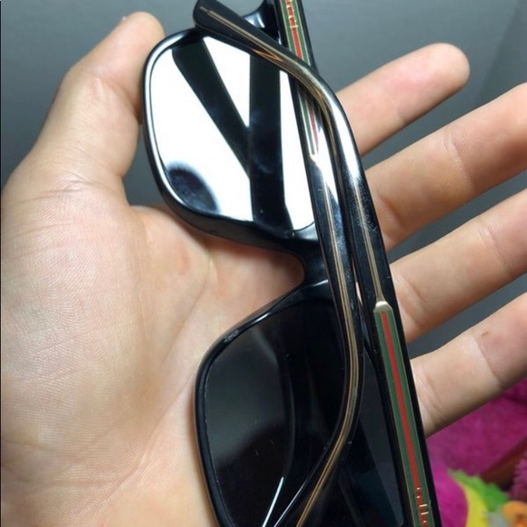 Gucci Glasses %100 authentic - Picture 6 of 8